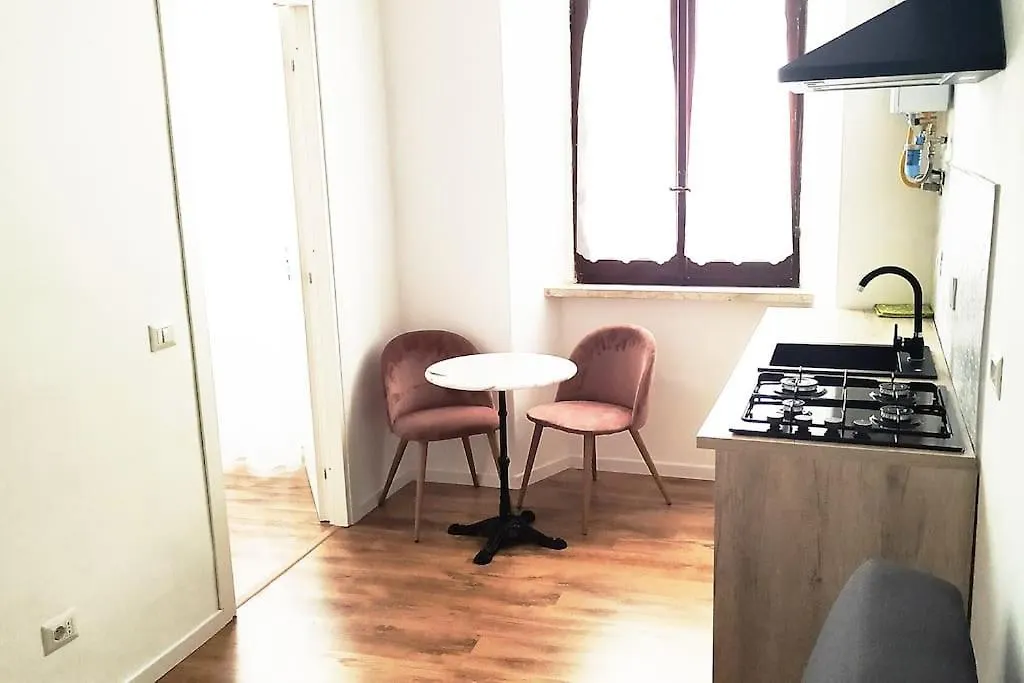 Apartment Appartamento A Due Passi Da San Pietro, Vaticano Rome